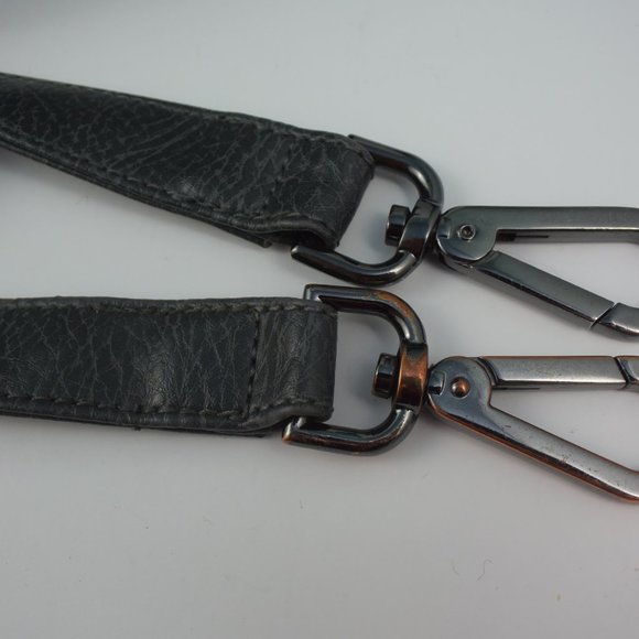 Matt & Nat Gray Vegan Leather Handbag Shoulder Crossbody Detachable Strap Zipper - Picture 11 of 16